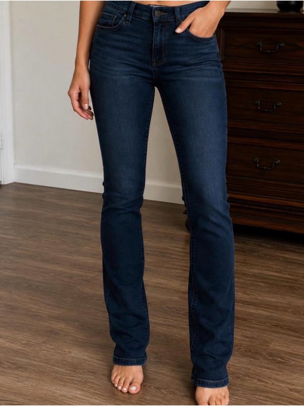 Express Women's Dark Indigo super soft Jeggings size 4